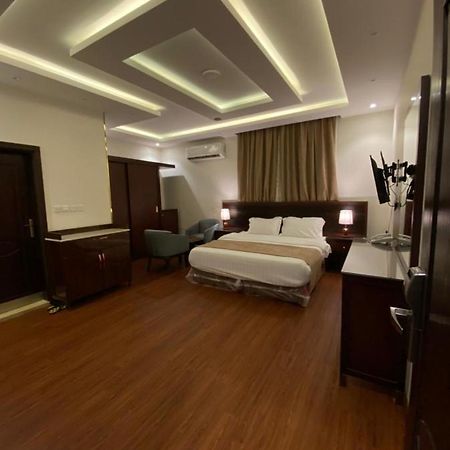 النايفات للوحدات السكنية المفروشة Jeddah Exterior photo