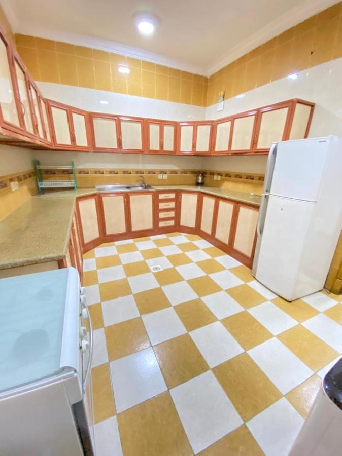 النايفات للوحدات السكنية المفروشة Jeddah Exterior photo